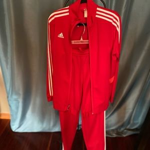 Womens Adidas 2 pc jogger